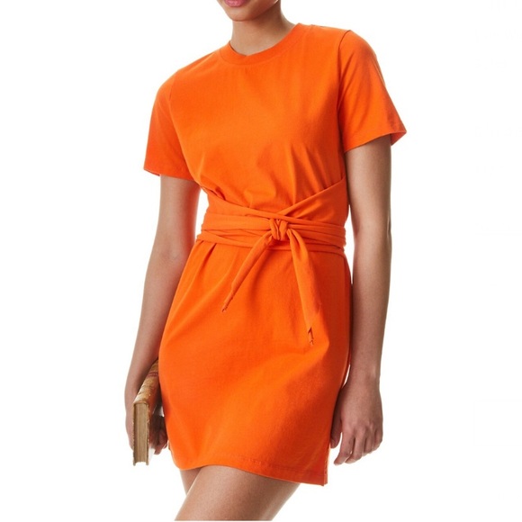Alice + Olivia Dresses & Skirts - Alice + Olivia Evie Wrap T-Shirt Dress Orange Size M